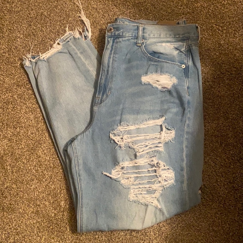 American Eagle mom jeans!